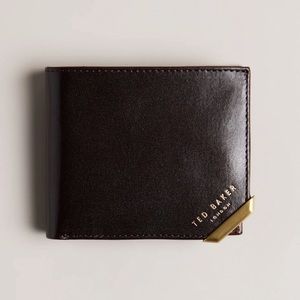 New $95US Ted Baker Brown Italian Leather Wallet